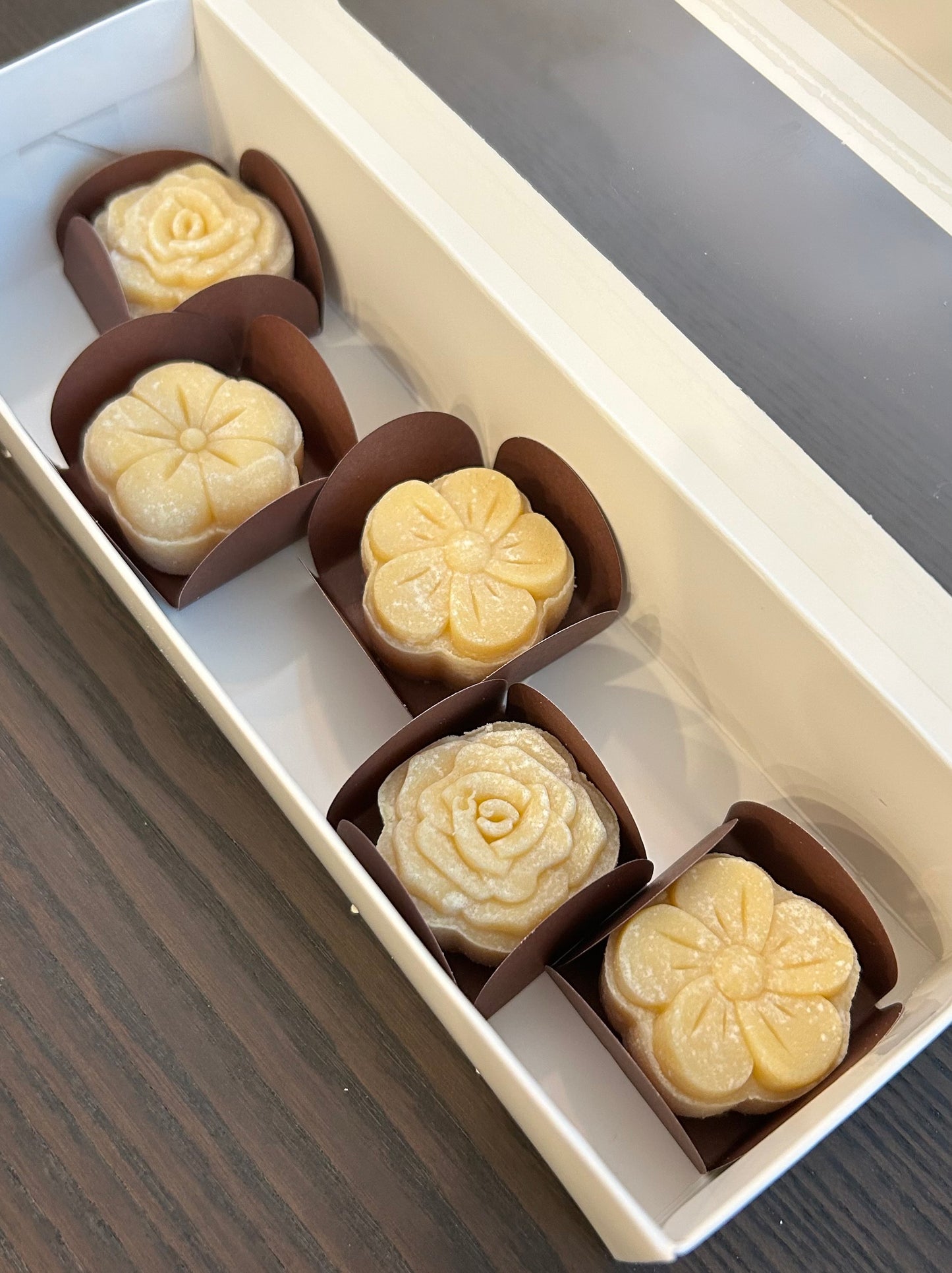 Brigadeiro Modeled - Nestlè Nido Brigadeiro